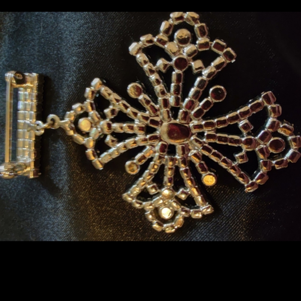 Vintage Rhinestone brooch - Picture 3 of 4